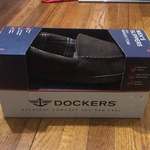 Memory foam slippers